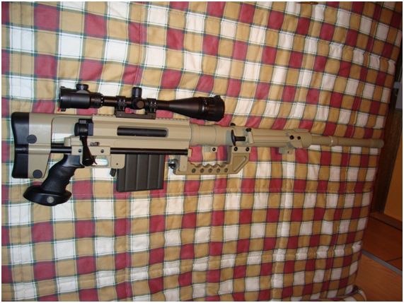 CM200_002.jpg